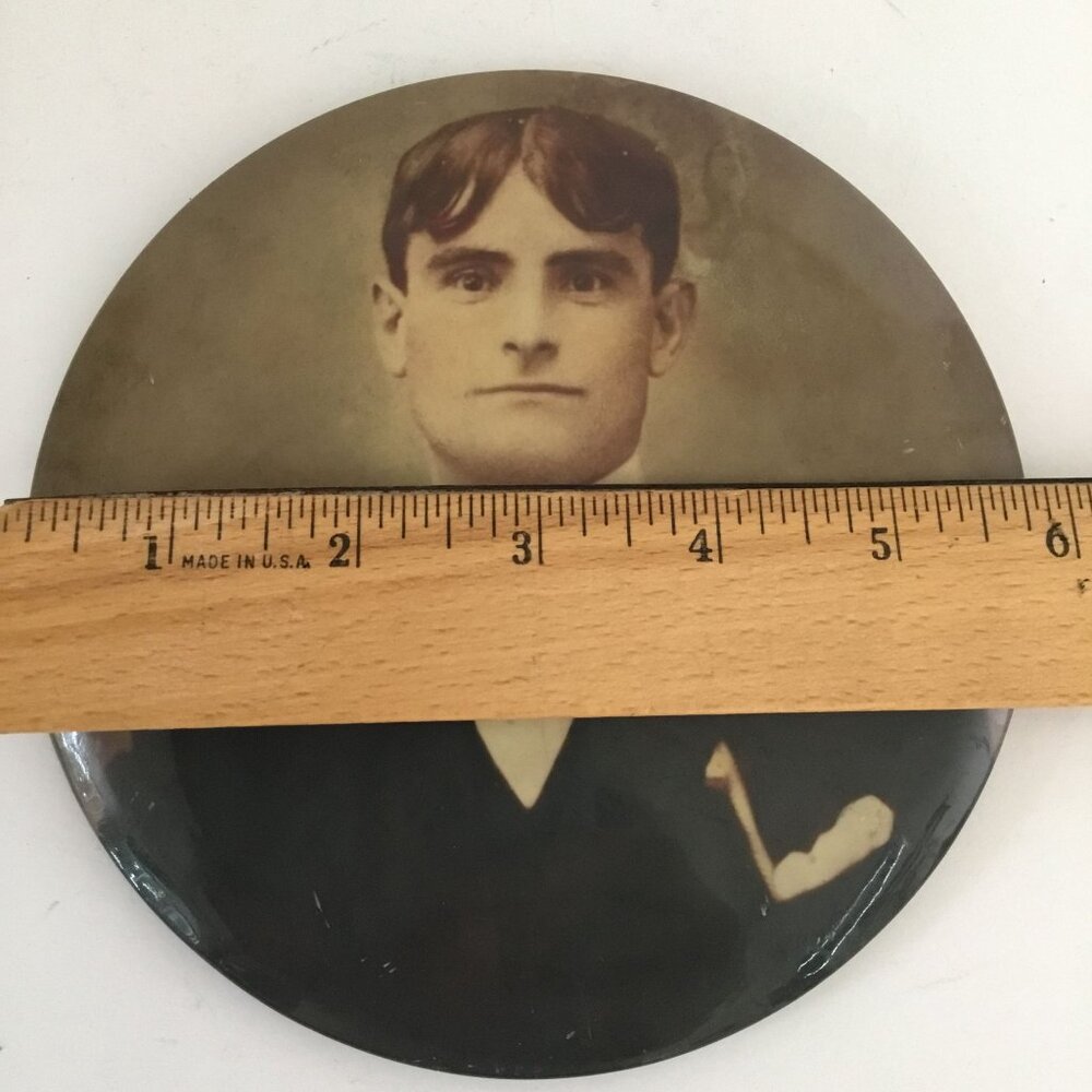 Antique Round Tintype Photo Portrait Gentleman Suit Victorian c.1880s–1890s 6" - Picture 2 of 4
